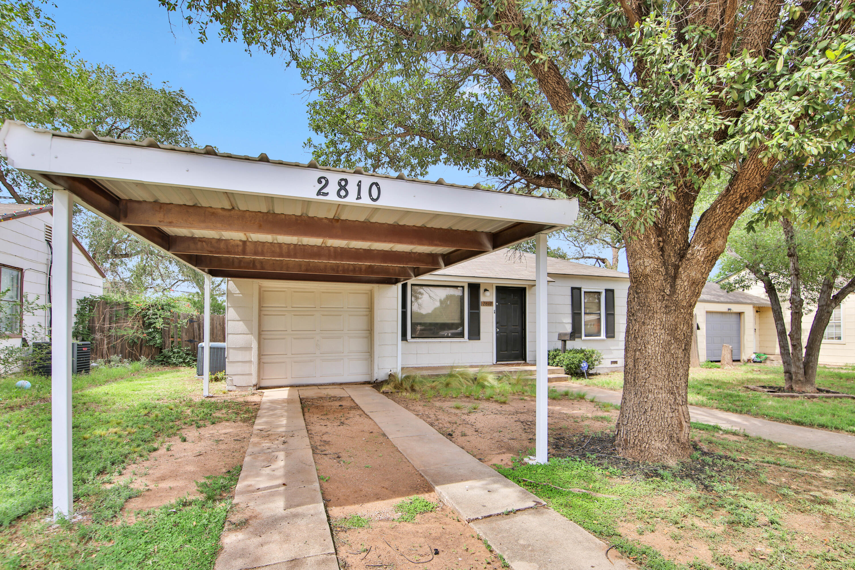 2810 42nd Street Lubbock, TX 79413 - Photo 3 of 39 IMG_0015