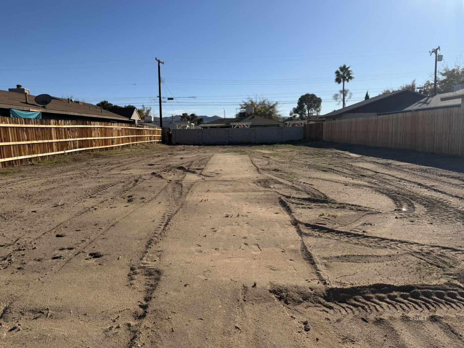 Commercial Ridgecrest, CA 93555 - Photo 1 of 7