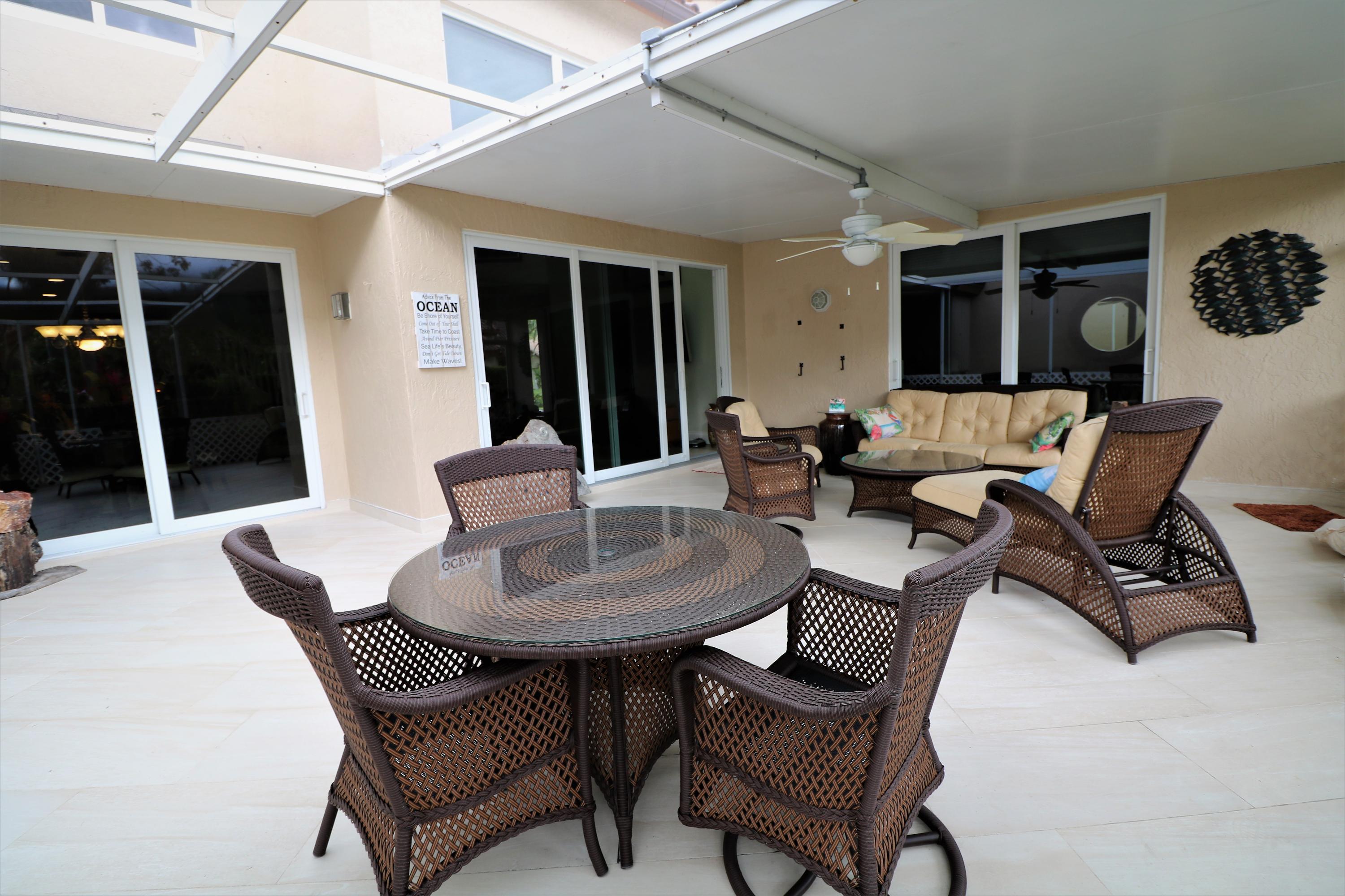 23431 Water Circle Boca Raton, FL 33486 - Photo 4 of 49 IMG_1627