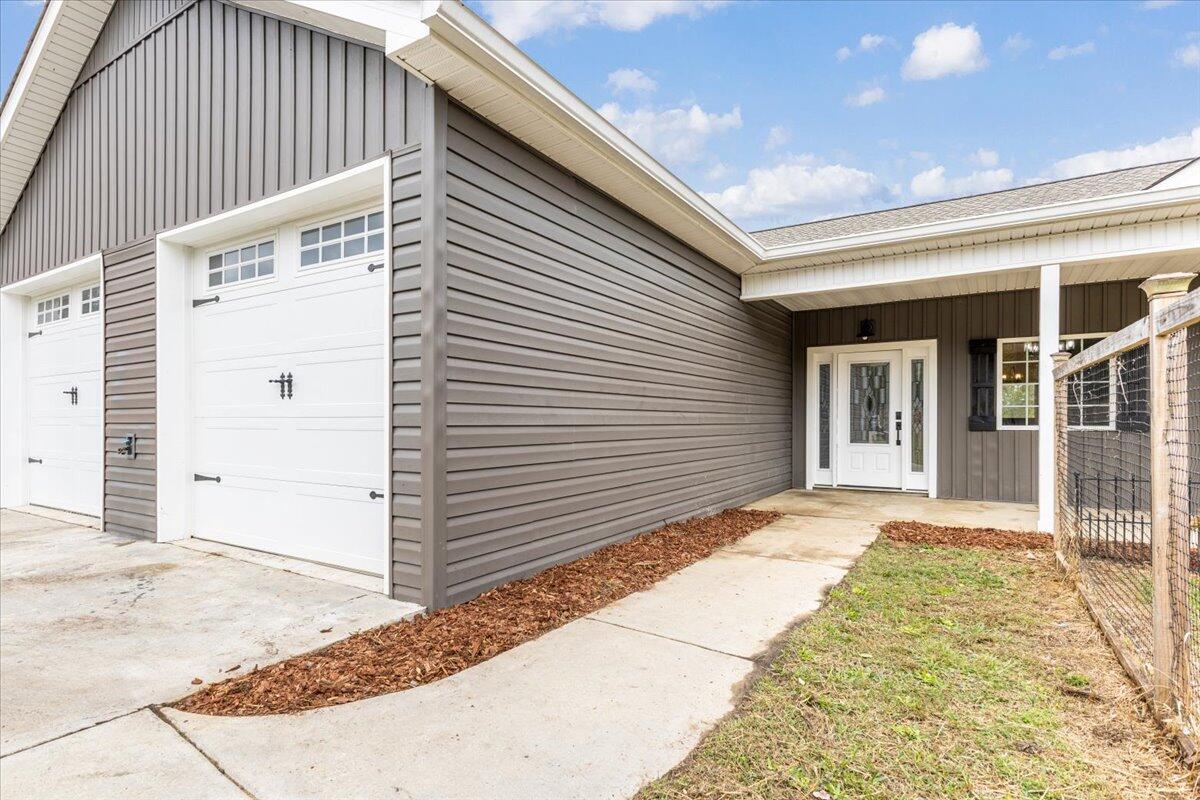 90 Cloud Road Trenton, GA 30752 - Photo 3 of 41 03-IMG_4112