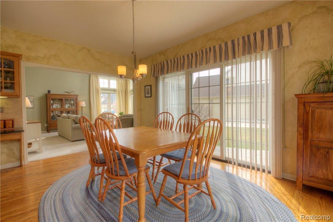 47854 Pavillon Road Canton, MI 48188 - Photo 27 of 57 27 EIK.jpg