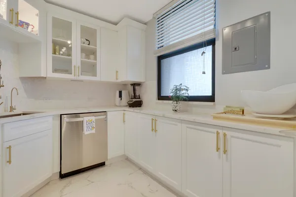 $4,500 | 130 Lakeshore Drive, Unit 1121, North Palm Beach, FL 33408