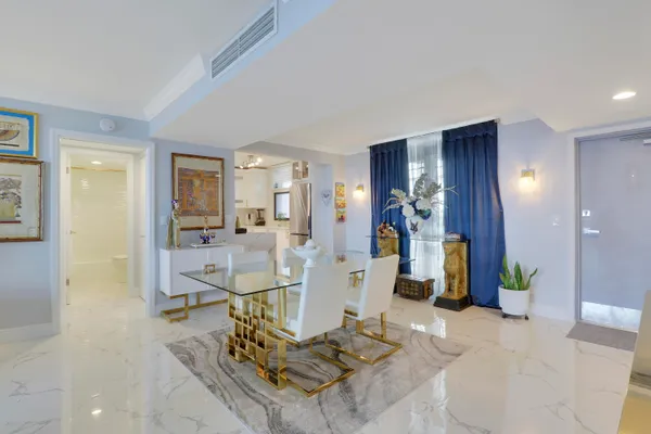 $4,500 | 130 Lakeshore Drive, Unit 1121, North Palm Beach, FL 33408