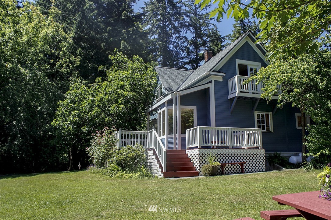 13398 Manzanita Road Northeast Bainbridge Island, WA 98110 - Photo 1 of 25
