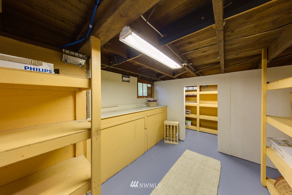 13398 Manzanita Road Northeast Bainbridge Island, WA 98110 - Photo 24 of 25
