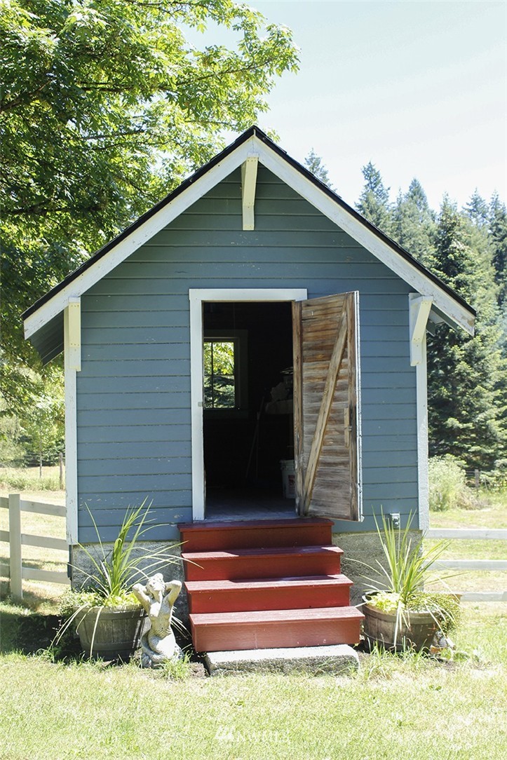 13398 Manzanita Road Northeast Bainbridge Island, WA 98110 - Photo 25 of 25