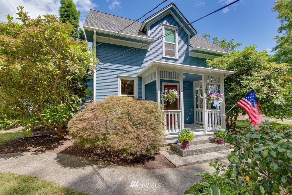 13398 Manzanita Road Northeast Bainbridge Island, WA 98110 - Photo 7 of 25