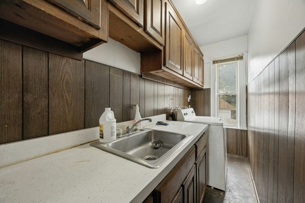 188 Vernon Street Worcester, MA 01607 - Photo 40 of 42