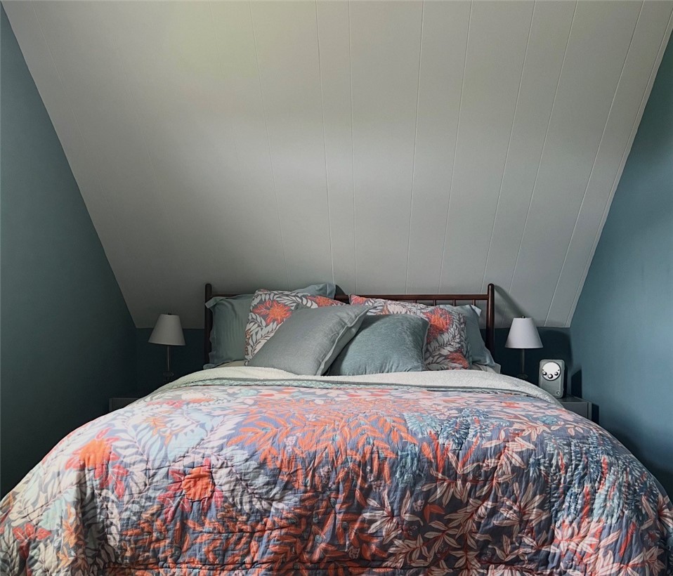 38 Chester Avenue Westerly, RI 02891 - Photo 12 of 14
