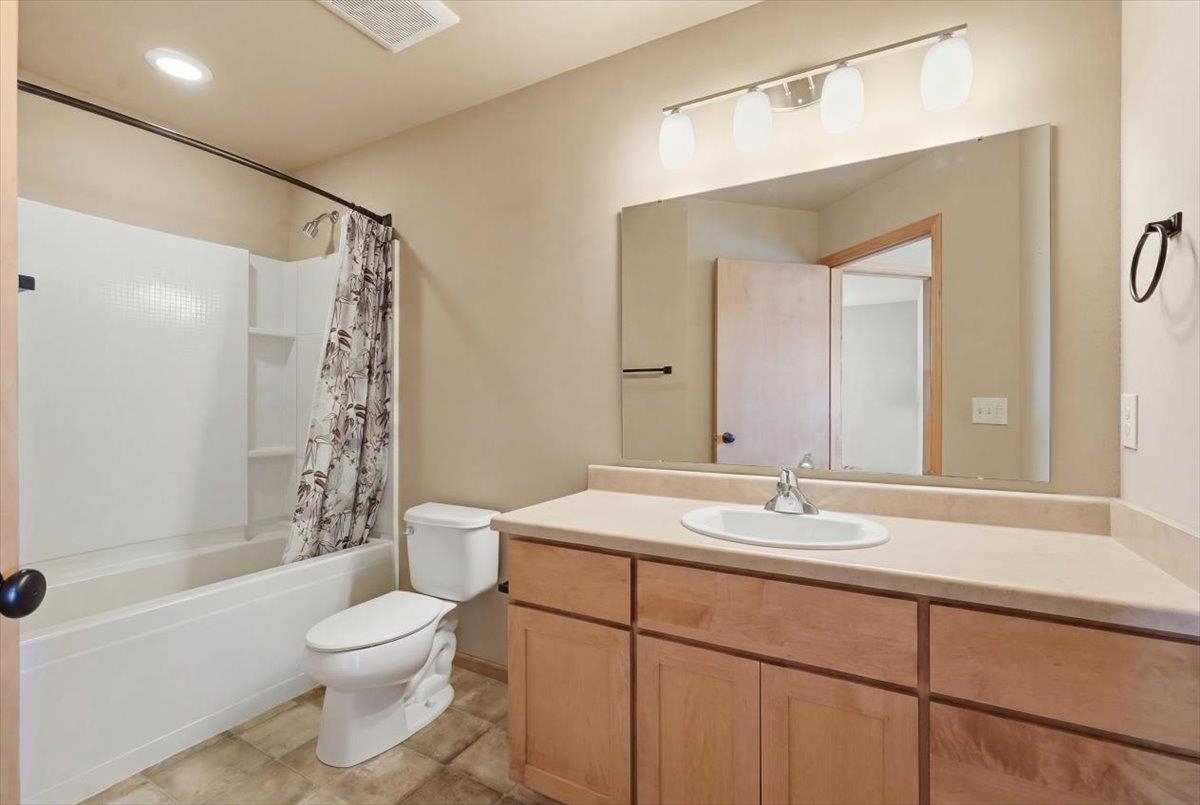 7160 Calla Pass Middleton, WI 53562 - Photo 37 of 52
