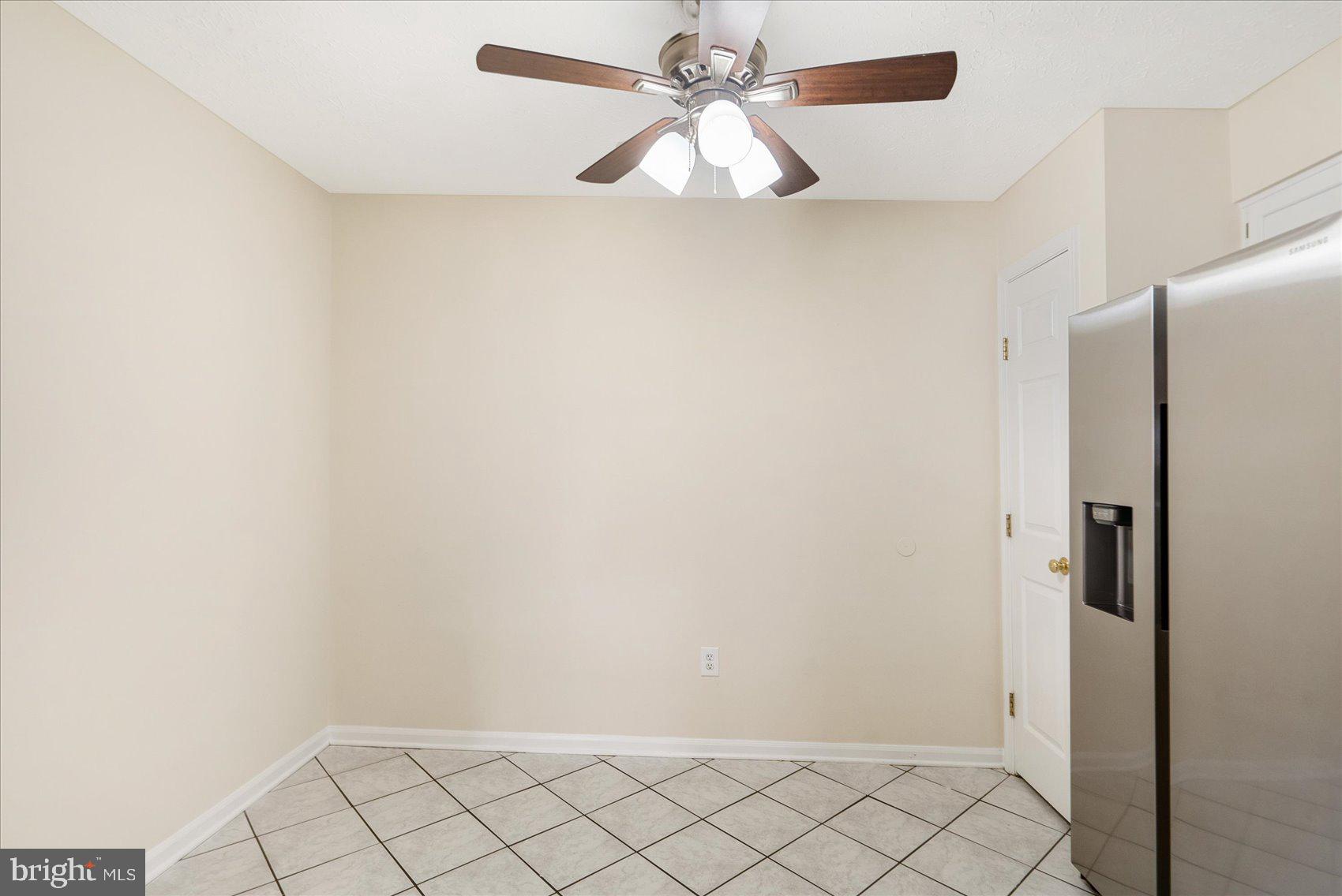 4260 Maple Path Circle, Unit 15 Nottingham, MD 21236 - Photo 15 of 35 a view of an empty room