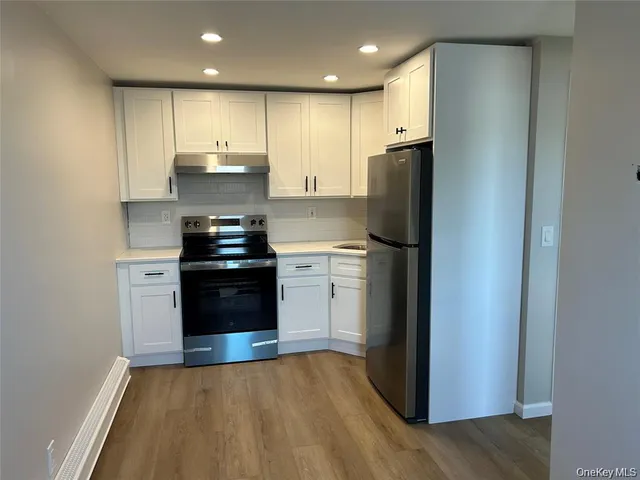 $2,500 | 27 Willoughby Place, Unit 2, West Islip, NY 11795
