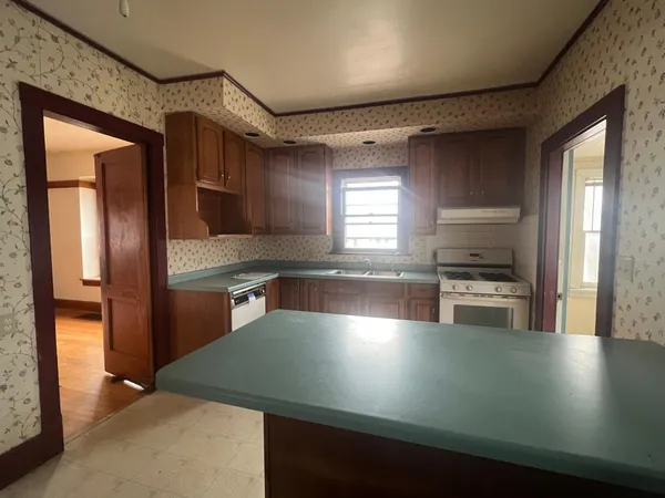 $215,000 | 1334 Jackson Street, La Crosse, WI 54601