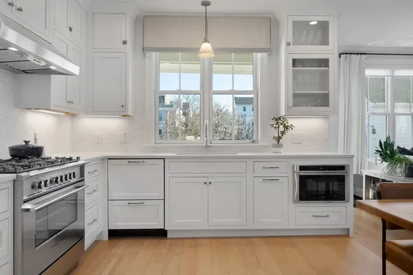 $975,000 | 38 P Street, Unit 3, Boston, MA 02127