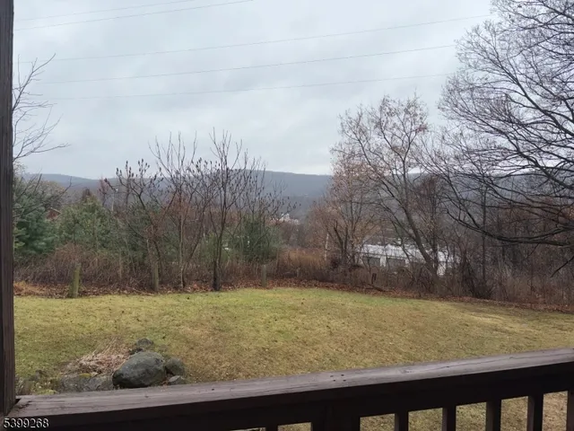 $2,500 | 7 Deer Valley Lane, Unit 11, Vernon, NJ 07462