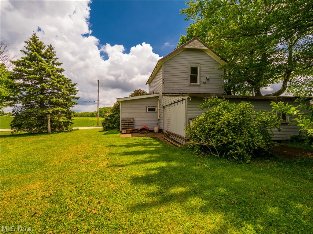 7442 Hartman Road Wadsworth, OH 44281 - Photo 11 of 17