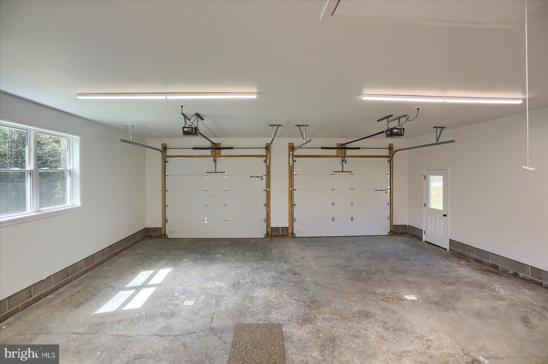 3497 New Lancaster Valley Road Milroy, PA 17063 - Photo 26 of 30 a view of a garage