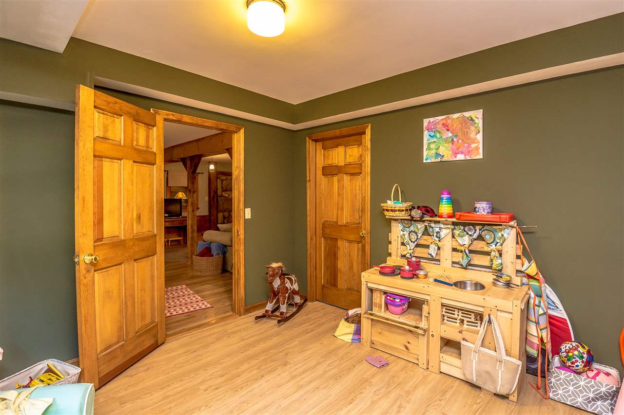 2040 West Side Road Conway, NH 03860 - Photo 14 of 31