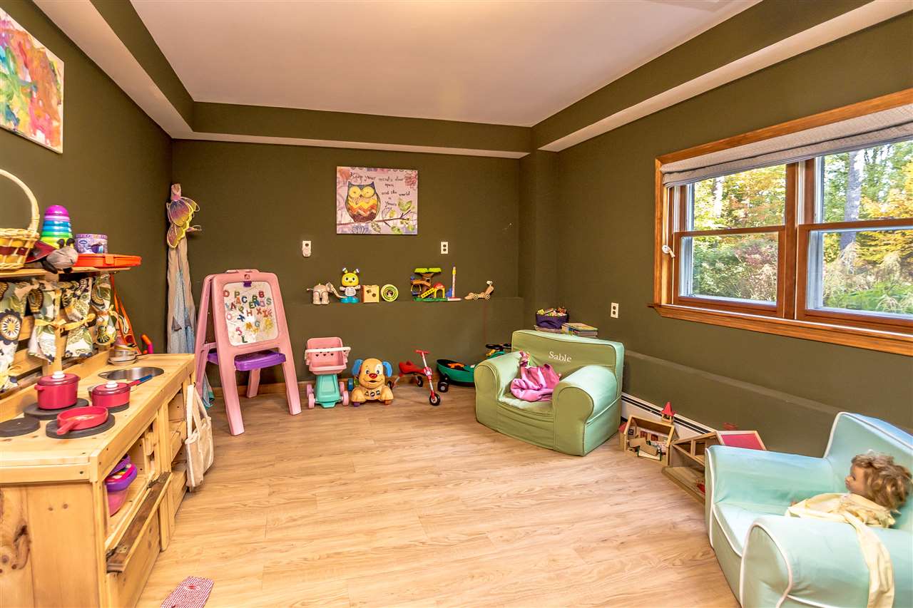 2040 West Side Road Conway, NH 03860 - Photo 15 of 31