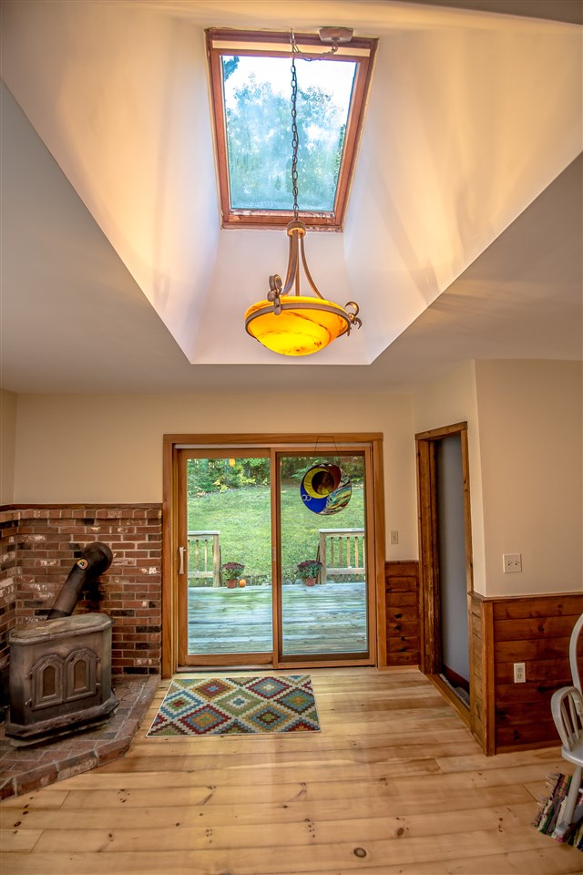 2040 West Side Road Conway, NH 03860 - Photo 5 of 31