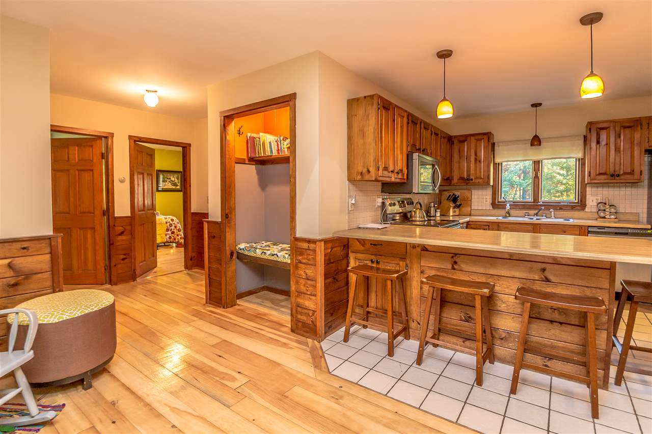 2040 West Side Road Conway, NH 03860 - Photo 7 of 31