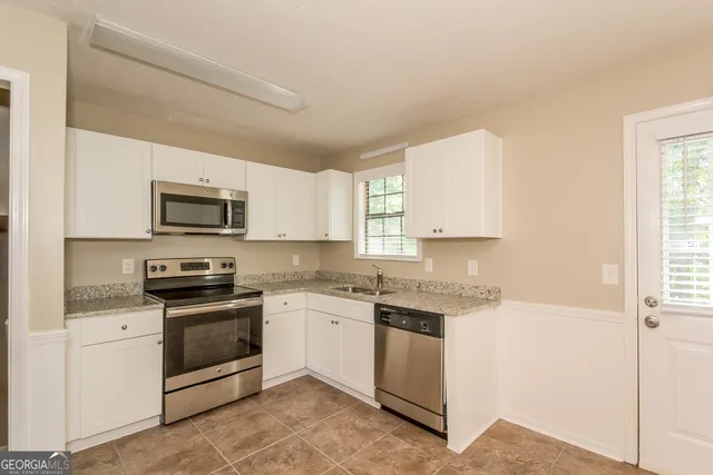 $1,795 | 684 Lookout Court Northwest, Lawrenceville, GA 30043