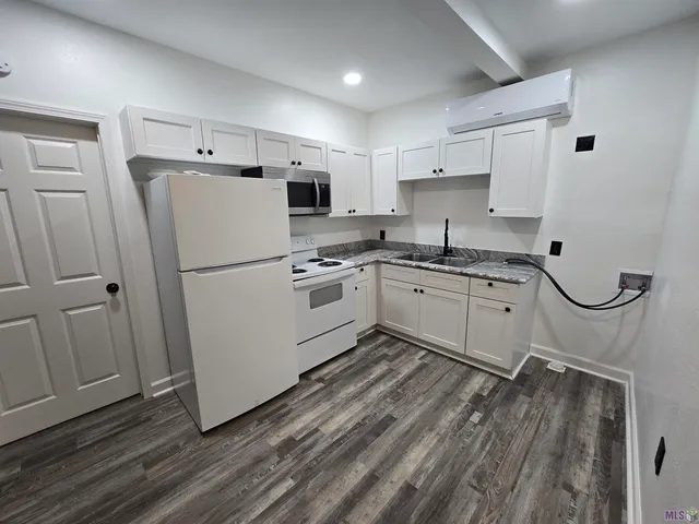 $1,000 | Undisclosed Address, Baton Rouge, LA 70805