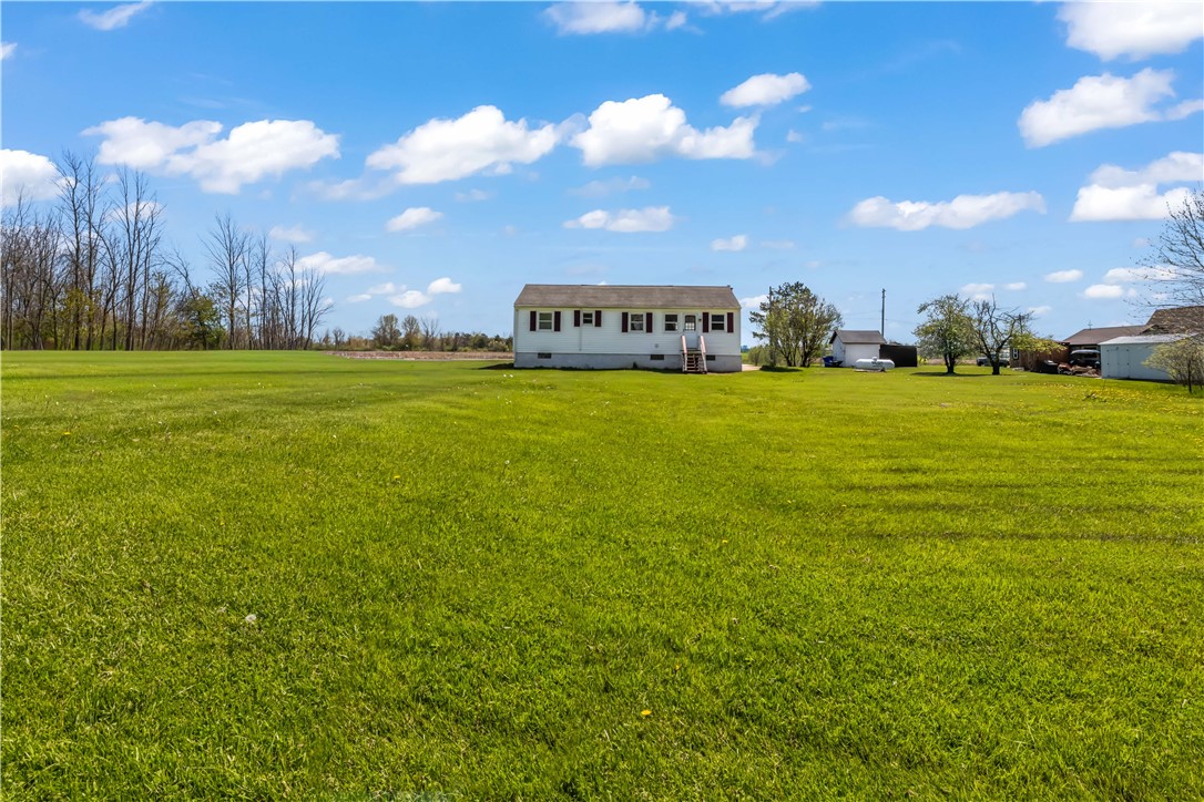 14965 Lakeshore Road Kent, NY 14477 - Photo 18 of 19