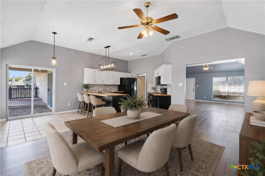 2010 Shadow Ridge Road Harker Heights, TX 76548 - Photo 4 of 36 virtually staged photo