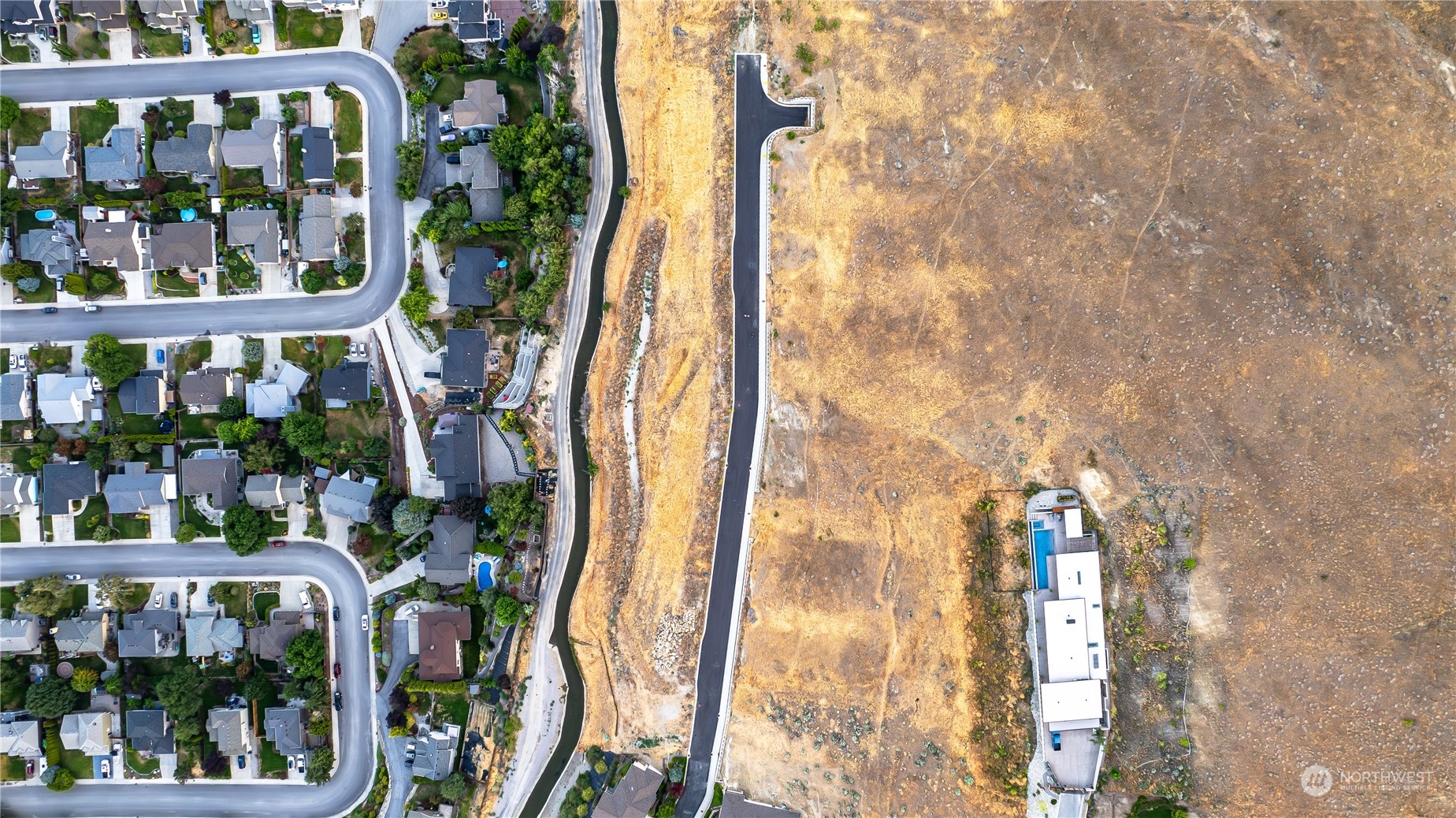 1841 Broadway Place Wenatchee, WA 98801 - Photo 6 of 10