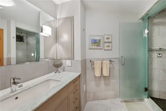 $2,250,000 | 345 Thames Street, Unit 407N, Bristol, RI 02809