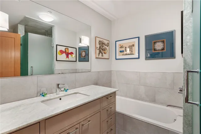 $2,250,000 | 345 Thames Street, Unit 407N, Bristol, RI 02809