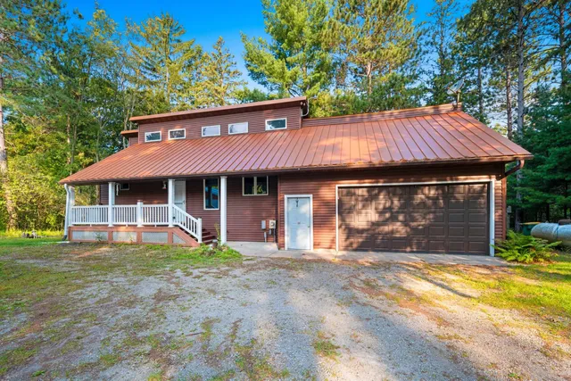 $459,900 | N6235 9th Avenue, Plainfield, WI 54966