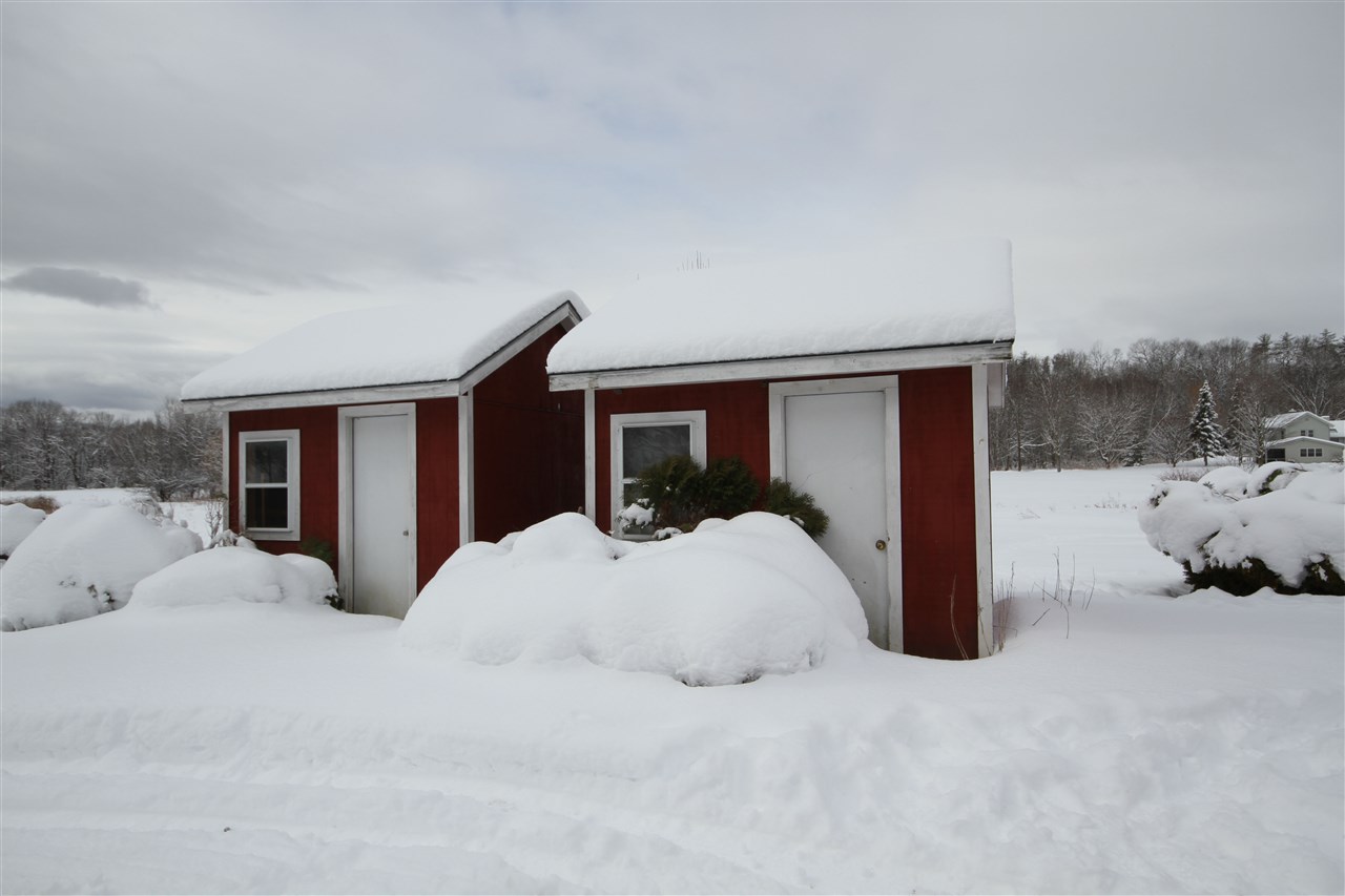 329 Country Club Road Brandon, VT 05733 - Photo 14 of 18