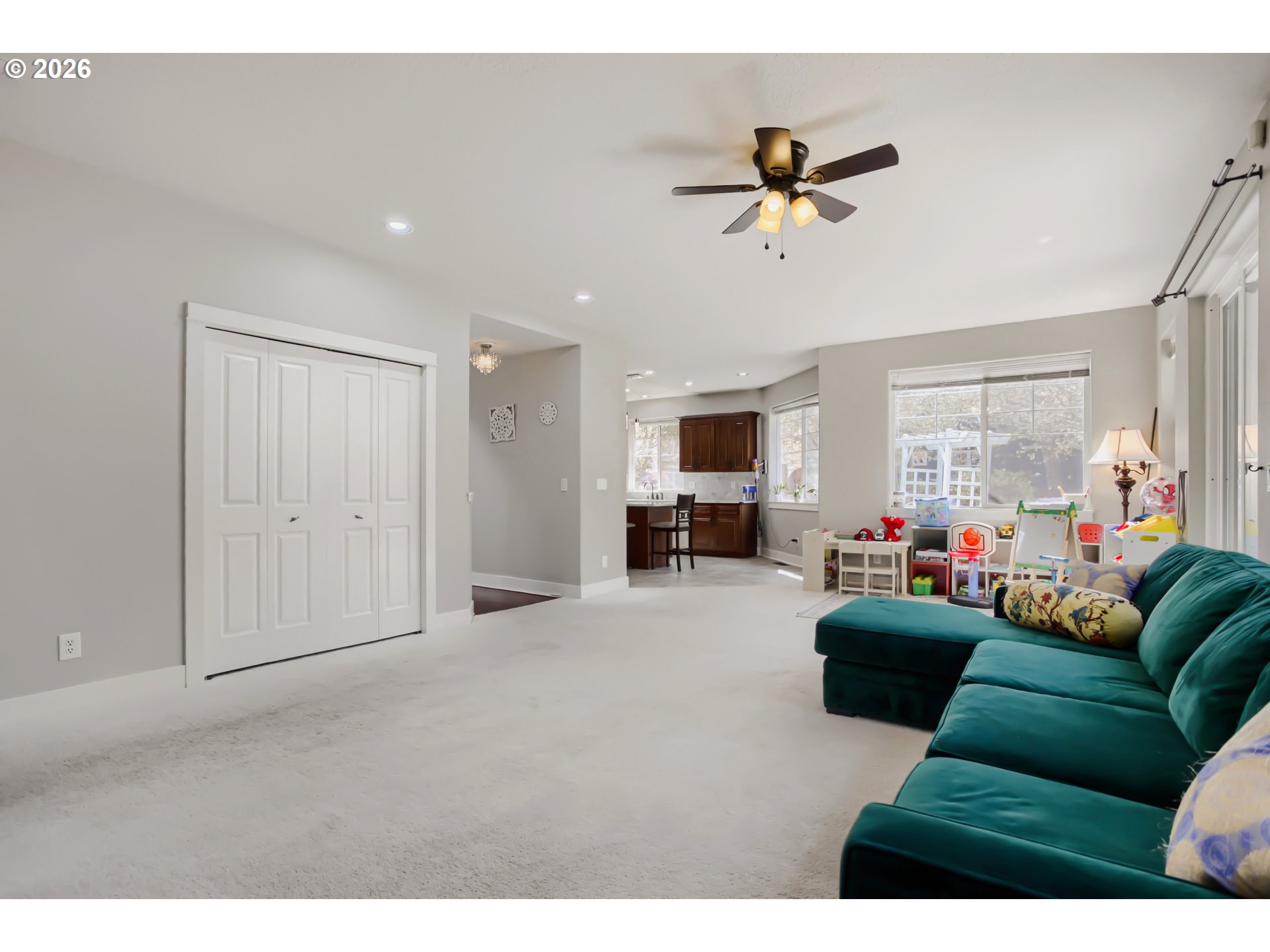 16764 Southwest Rogue River Terrace Beaverton, OR 97006 - Photo 8 of 30