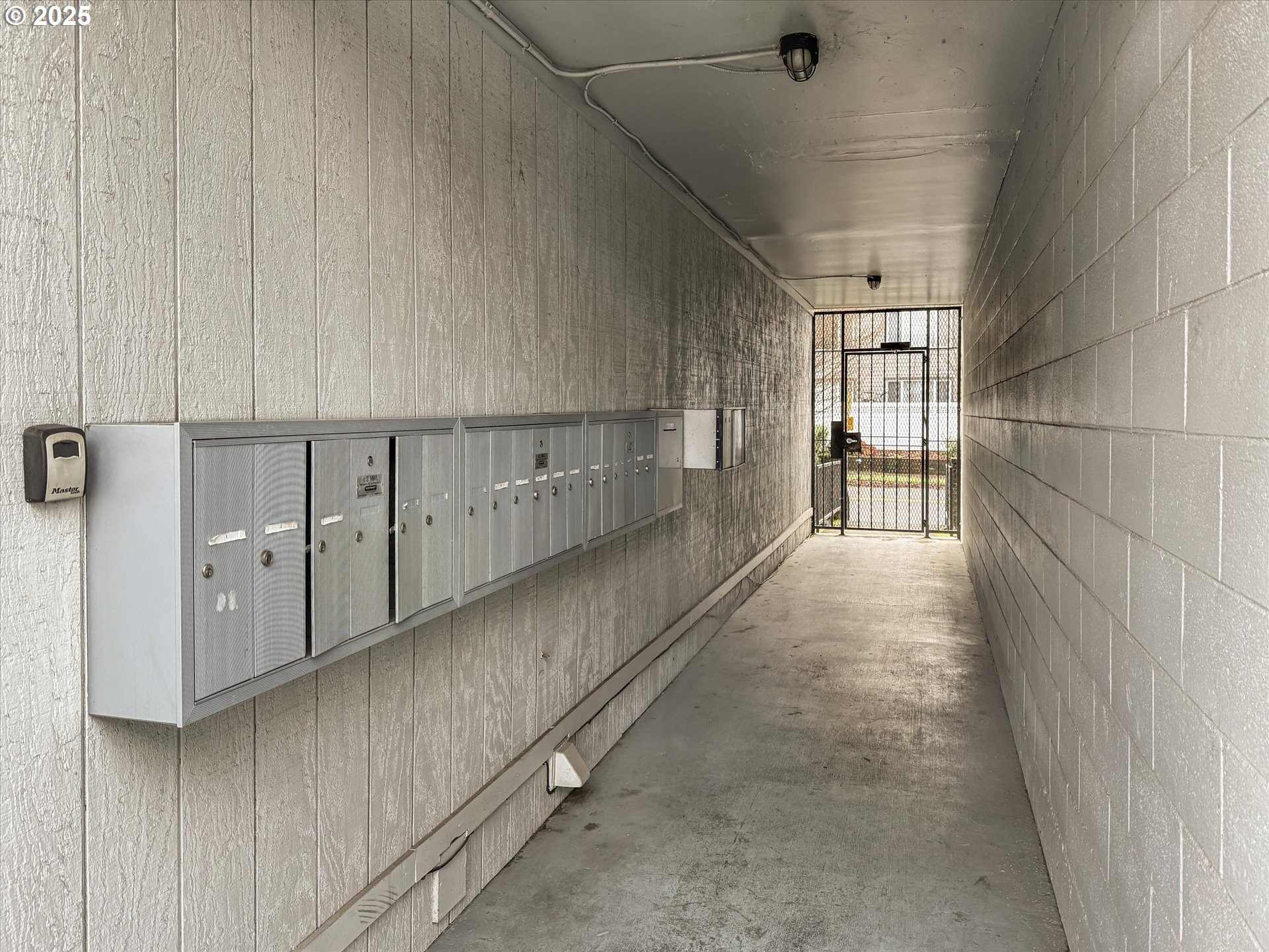 9221 North Lombard Street, Unit 11 Portland, OR 97203 - Photo 30 of 34