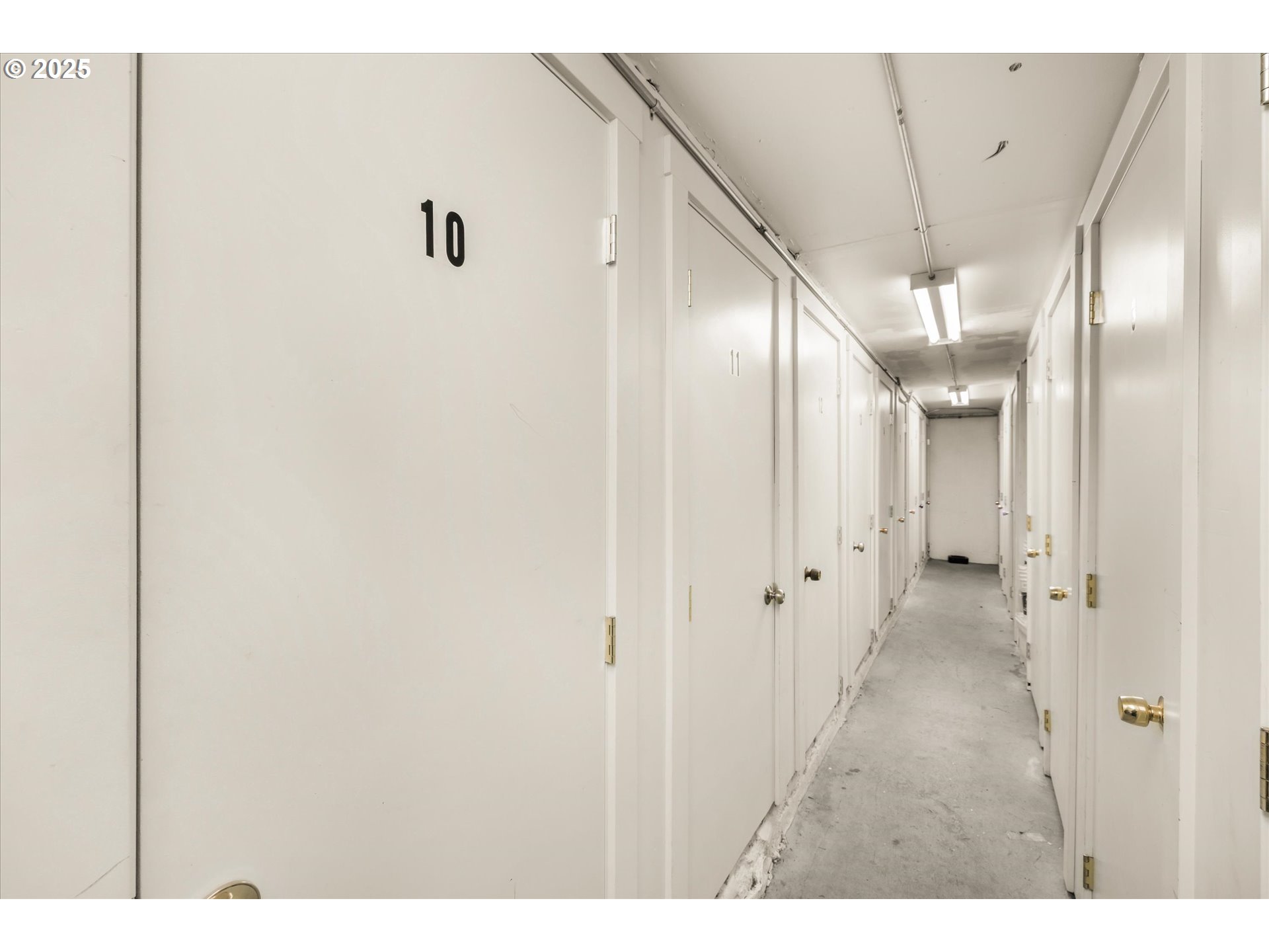 9221 North Lombard Street, Unit 11 Portland, OR 97203 - Photo 31 of 34