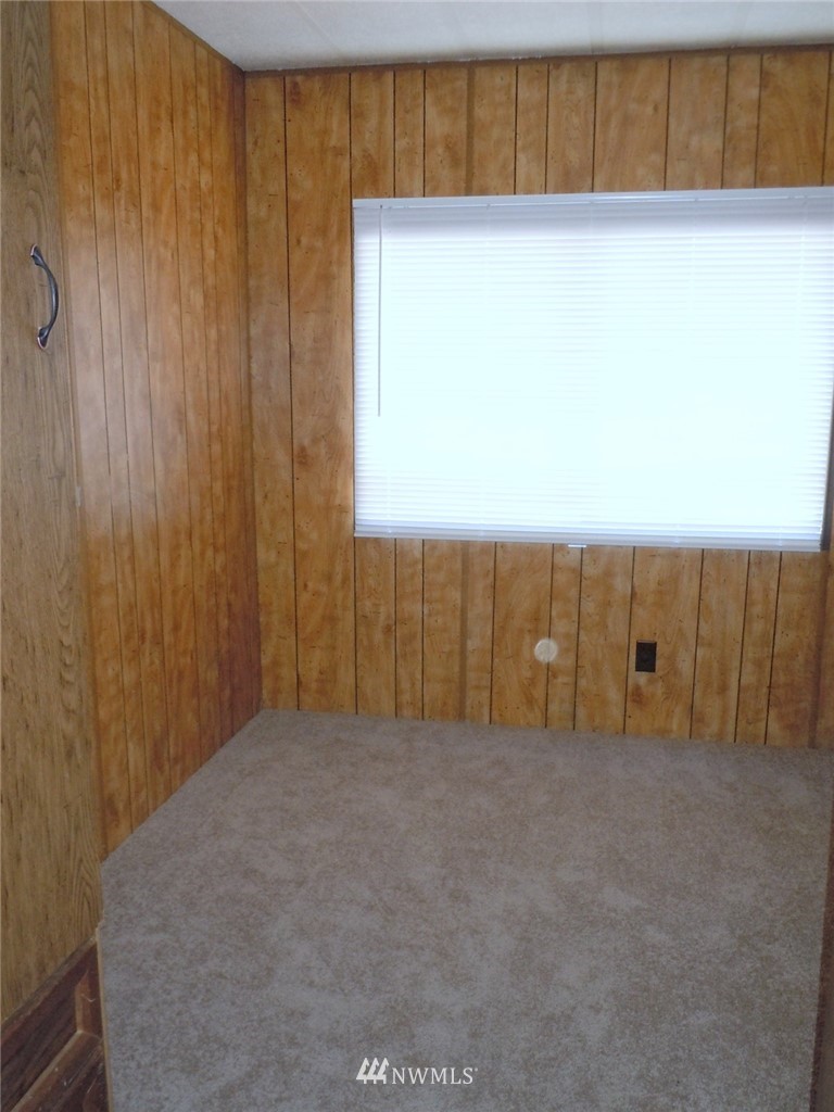 2115 Rocky Point Road Northwest, Unit 14 Bremerton, WA 98312 - Photo 11 of 13 Gallery Image 11