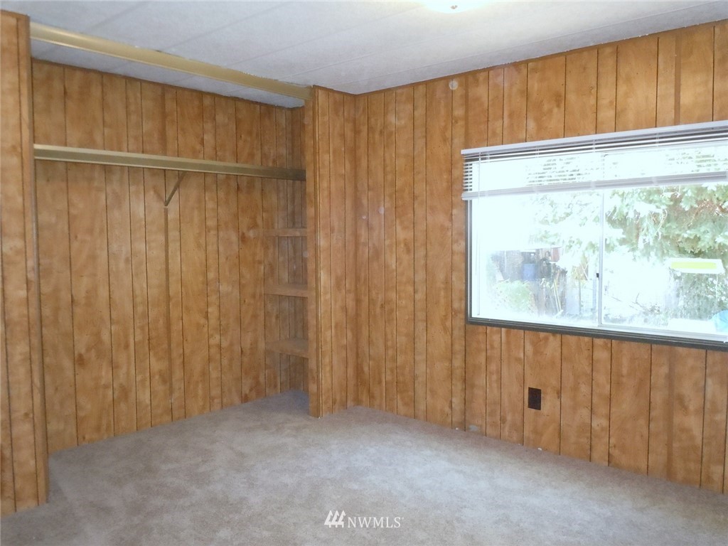 2115 Rocky Point Road Northwest, Unit 14 Bremerton, WA 98312 - Photo 10 of 13 Gallery Image 10