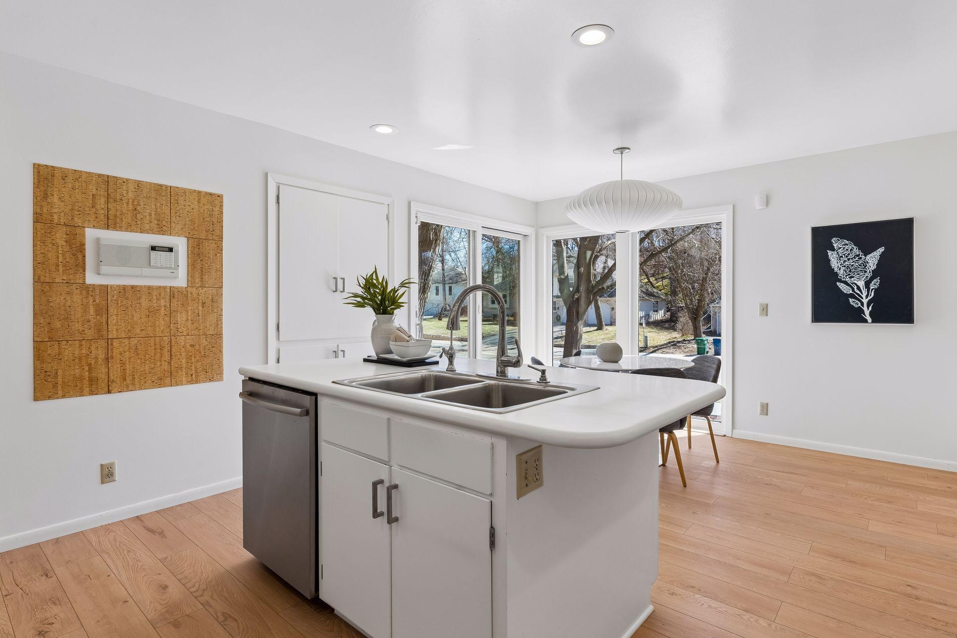 7117 Gleason Road Edina, MN 55439 - Photo 15 of 58 Gallery Image 15