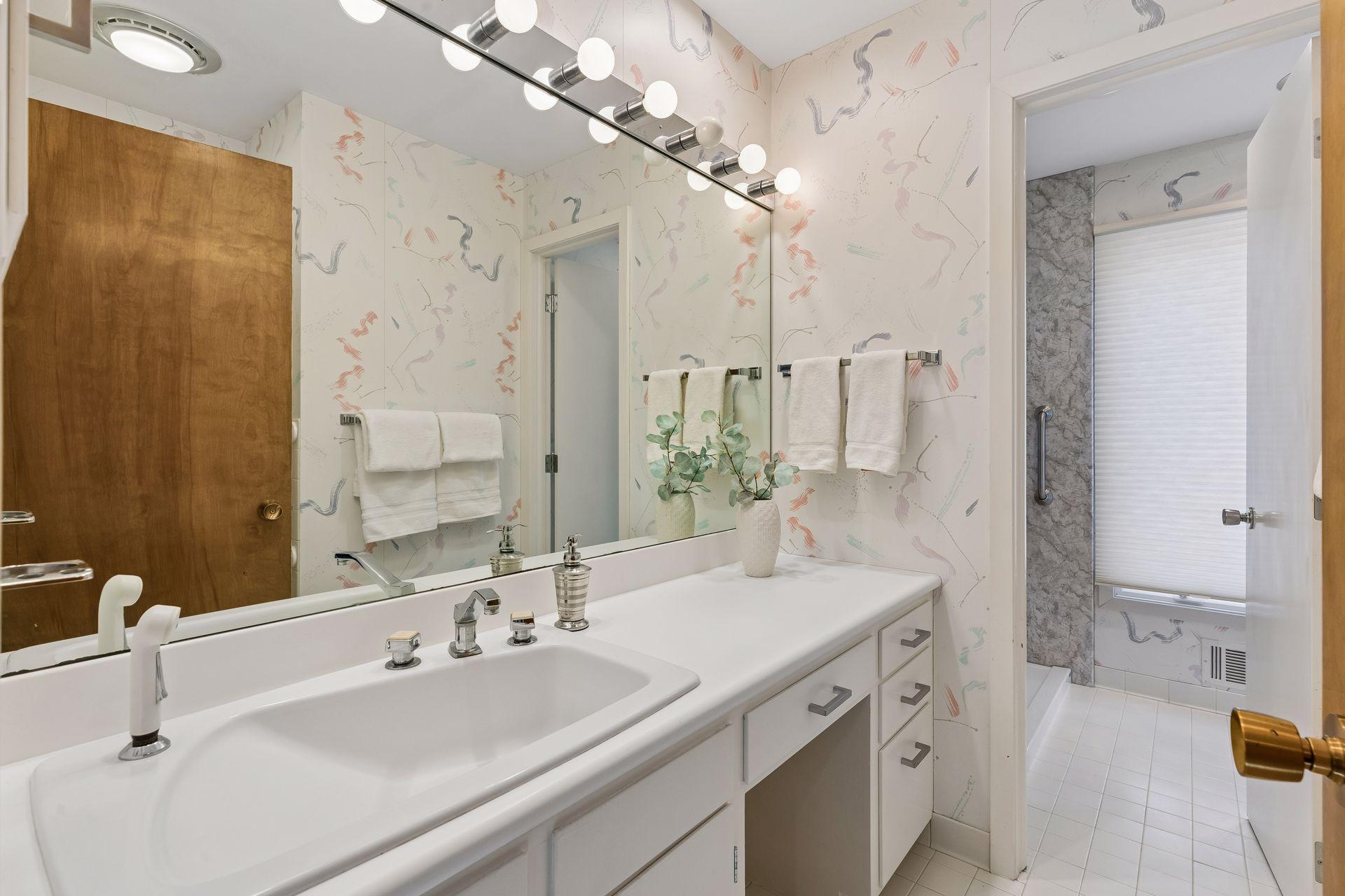 7117 Gleason Road Edina, MN 55439 - Photo 39 of 58 Gallery Image 39