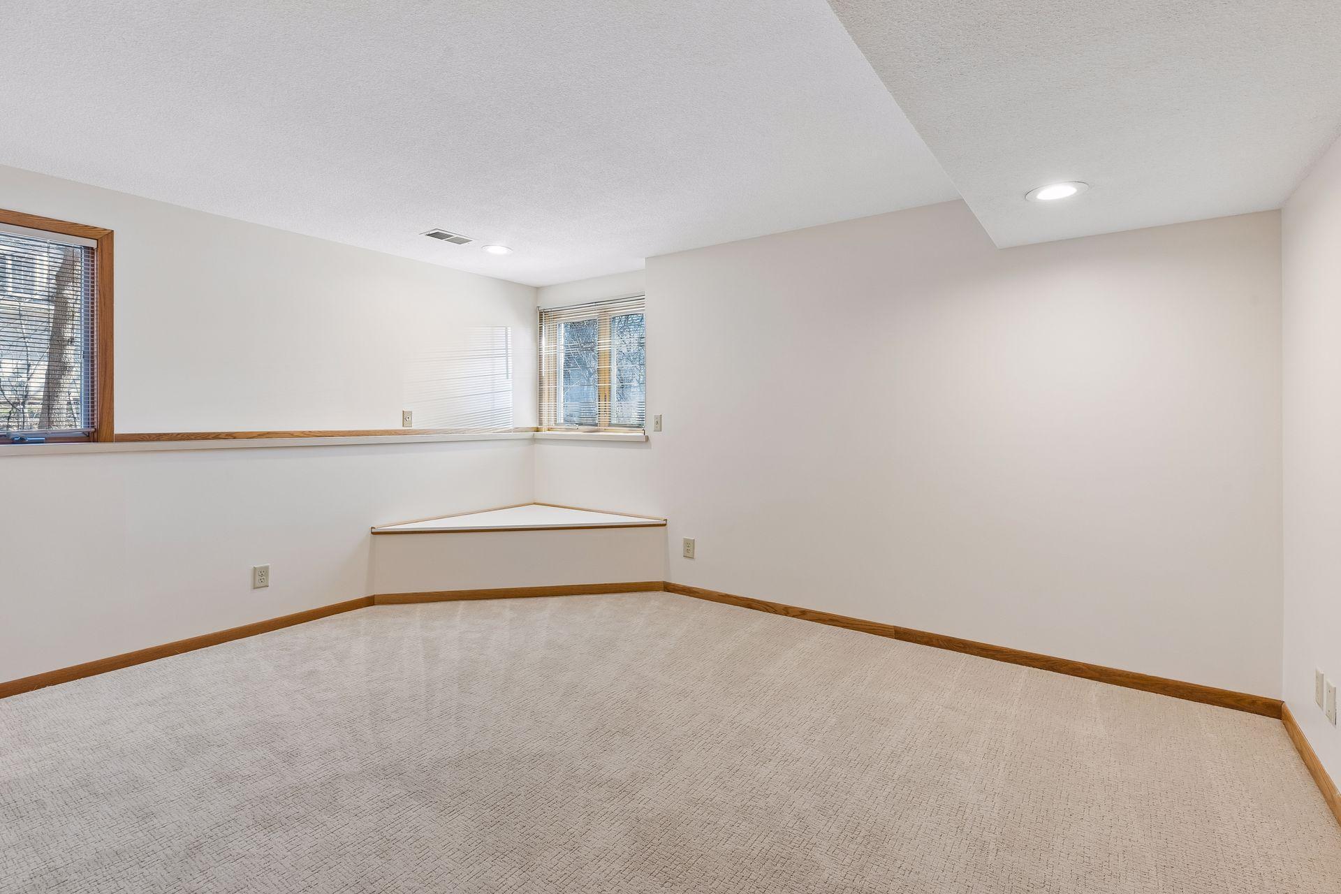 7117 Gleason Road Edina, MN 55439 - Photo 43 of 58 Gallery Image 43