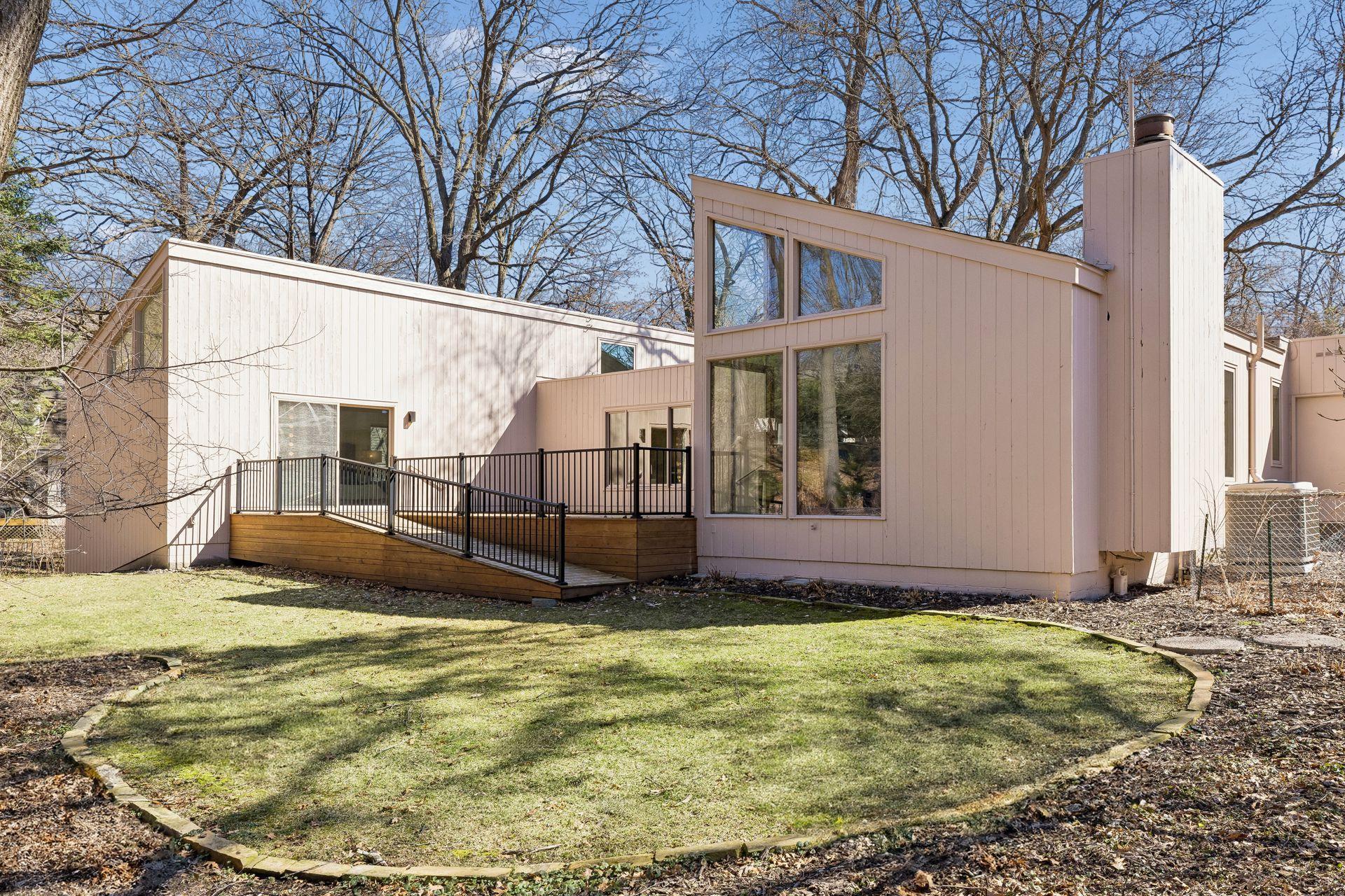 7117 Gleason Road Edina, MN 55439 - Photo 54 of 58 Gallery Image 54