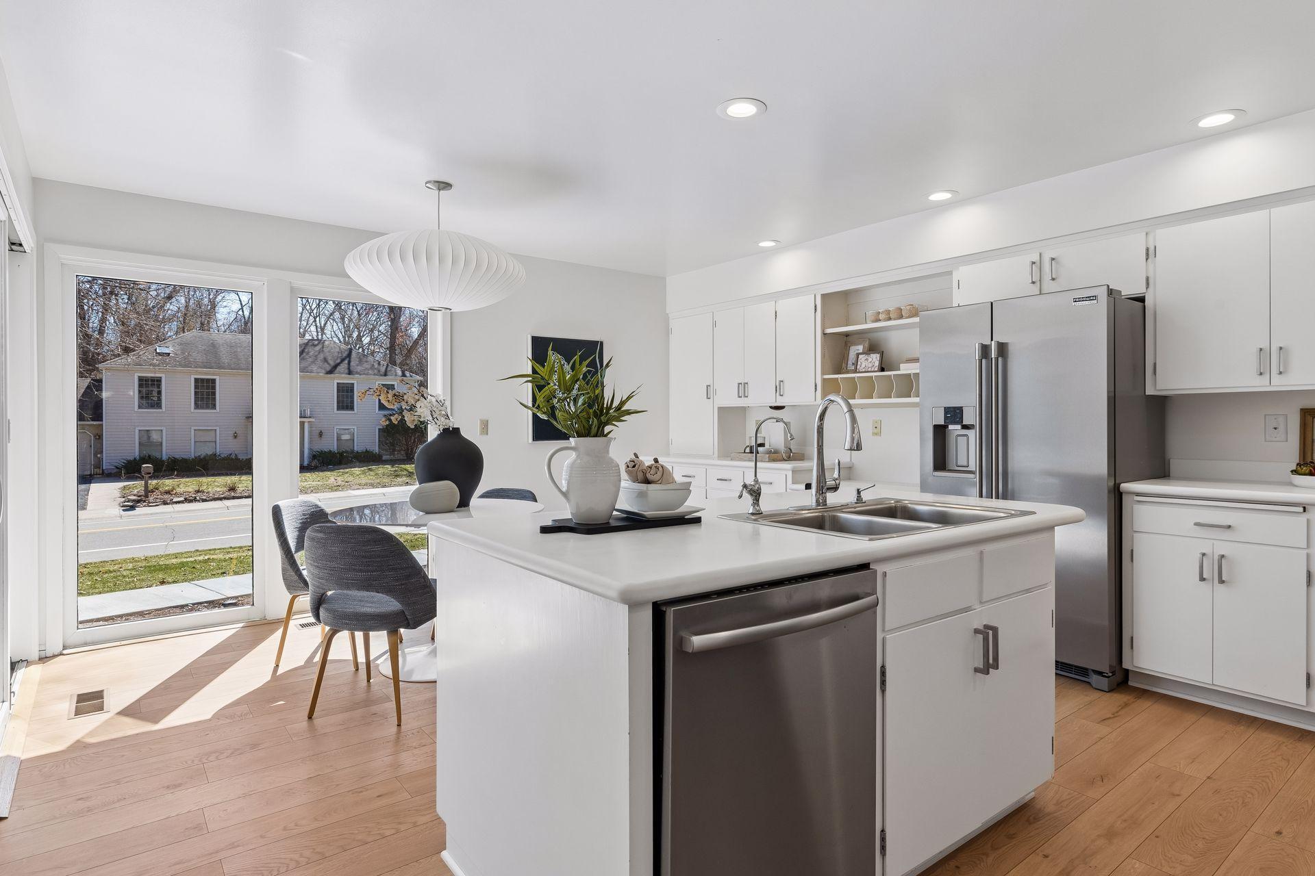 7117 Gleason Road Edina, MN 55439 - Photo 9 of 58 Gallery Image 9