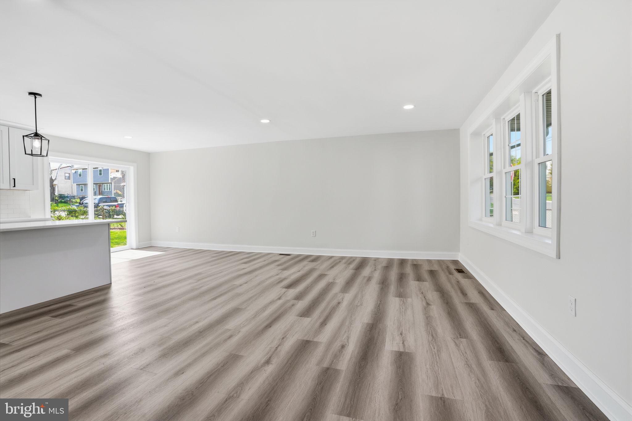 1625 Park Avenue Willow Grove, PA 19090 - Photo 4 of 31