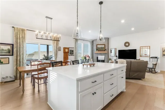 $495,000 | 3116 Southwest Arbor Tree Drive, Lee's Summit, MO 64082