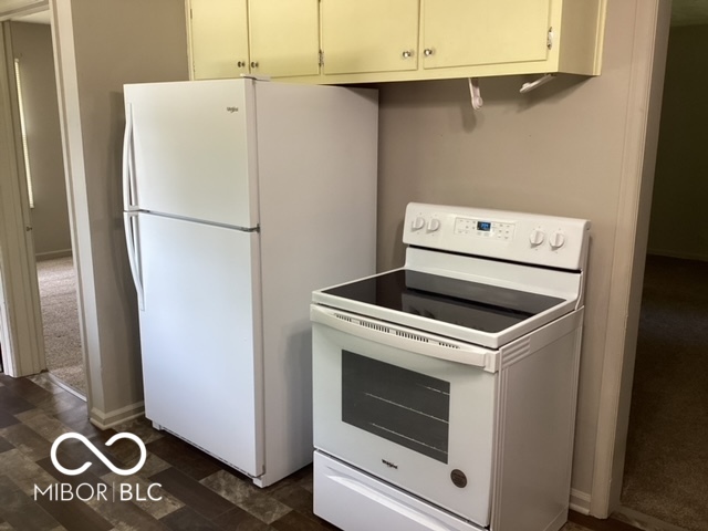 817 West 53rd Street Anderson, IN 46013 - Photo 4 of 9