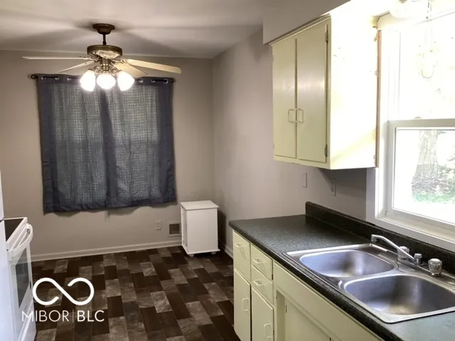 $149,900 | 817 West 53rd Street, Anderson, IN 46013