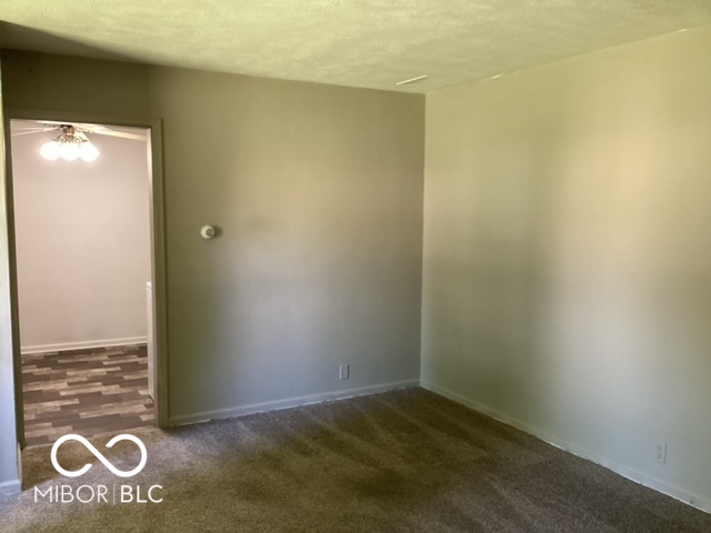 817 West 53rd Street Anderson, IN 46013 - Photo 7 of 9