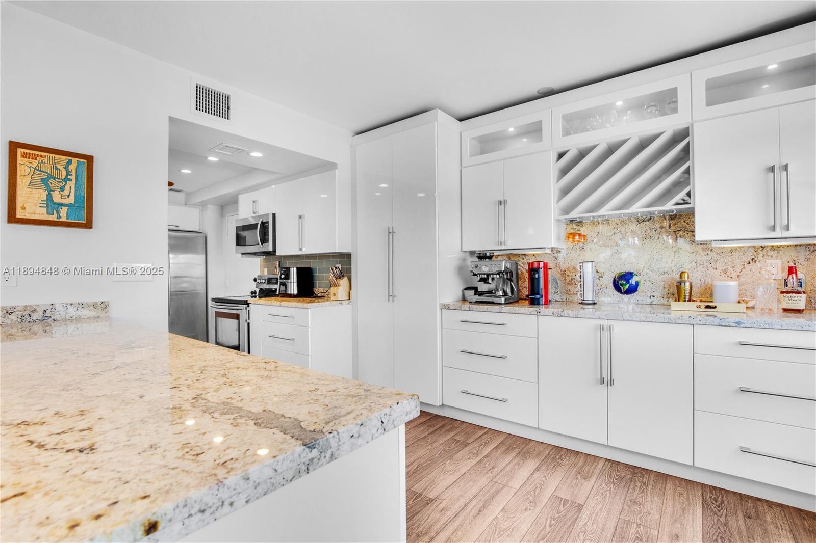 2500 East Las Olas Boulevard, Unit 408 Fort Lauderdale, FL 33301 - Photo 13 of 34